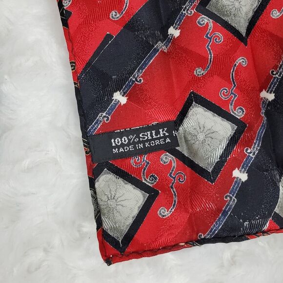Ottimo Uomo Silk Tie & Pocket Square Set Red Print - Picture 8 of 9